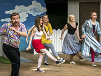 Kaksi puuta 2021